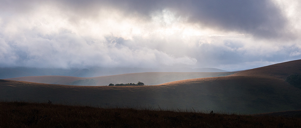 Wolken und Sonne auf dem Nyika Plateau