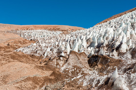 Eisfeld am Paso Agua Negra in Argentinien