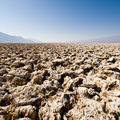 Ein ausgetrockneter Salzsee, der Devil&#39;s Golf Court, Death Valley