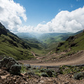 Serpentinen von Lesotho nach S&uuml;dafrika am Sani Pass